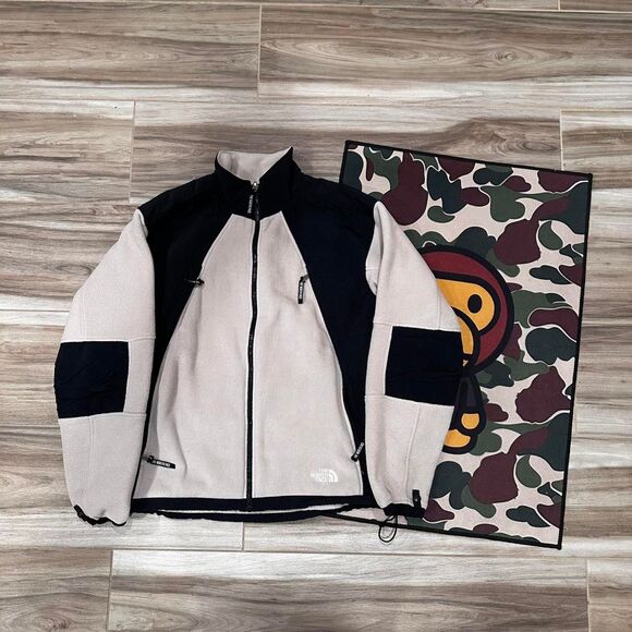 The North Face Other - Vintage The North Face cream and black fleece jacket